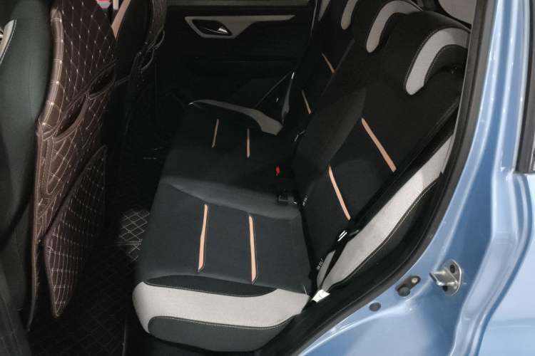Used SOL E10X 2023 Anniversary Edition 301km Starry Sky 45kW Left Rear Seat
