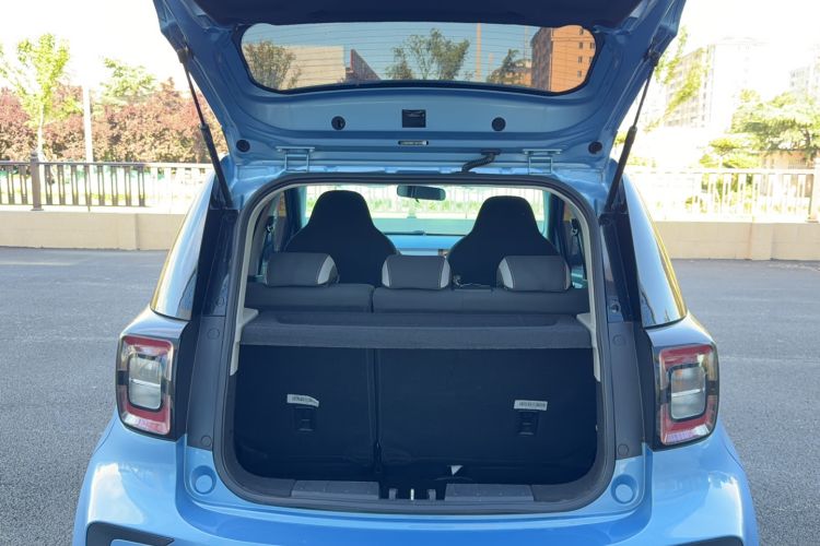 Used SOL E10X 2023 301 km Four-Leaf Clover 36 kW Trunk