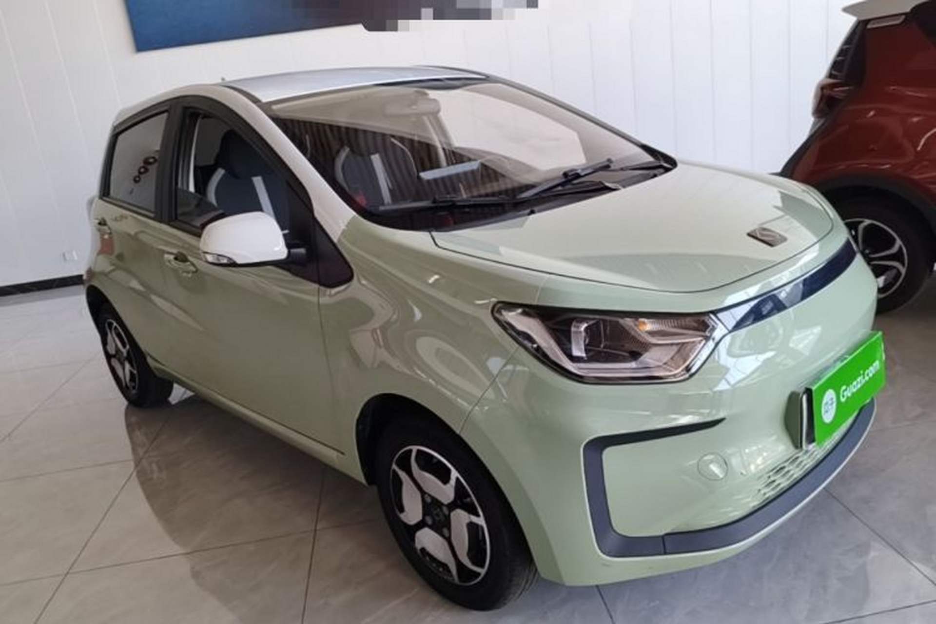 Used SOL E10X 2023 Anniversary Edition 301km Starry Sky 45kW Front Right 45 Deg