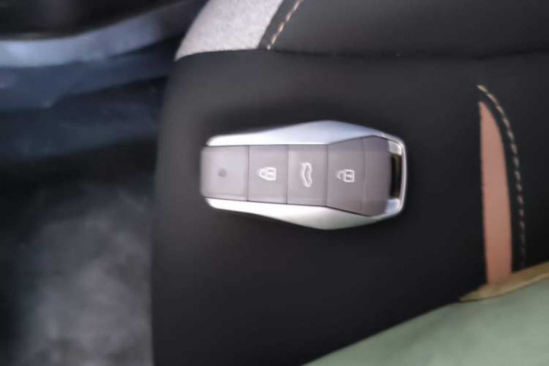 Used SOL E10X 2023 Anniversary Edition 301km Starry Sky 45kW Interior 1