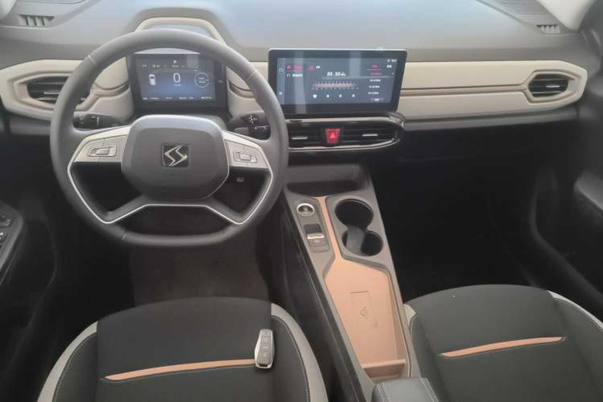 Used SOL E10X 2023 Anniversary Edition 306km Lavender 30kW Center Console