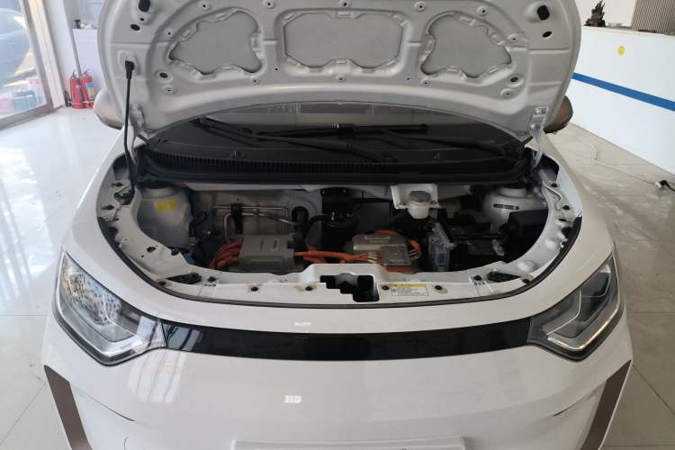 Used SOL E10X 2023 Anniversary Edition 306km Lavender 30kW Engine Bay