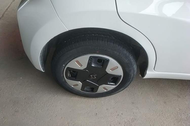 Used SOL E10X 2023 251 km Cloverleaf 36 kW Right Rear Wheel Hub