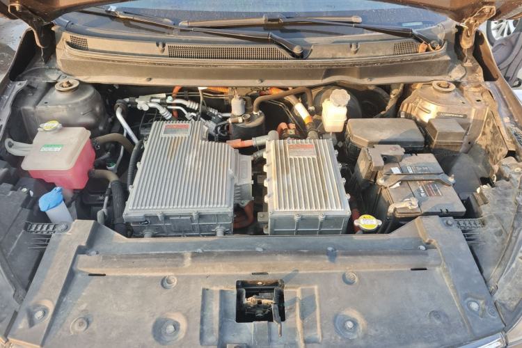 Used SOL E20X 2020 Extraordinary Edition Engine Bay