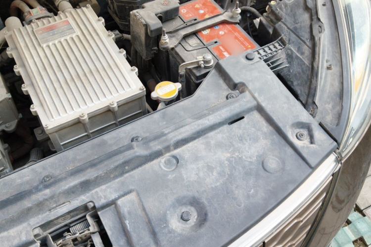Used SOL E20X 2020 Heartbeat Edition Engine Bay Left