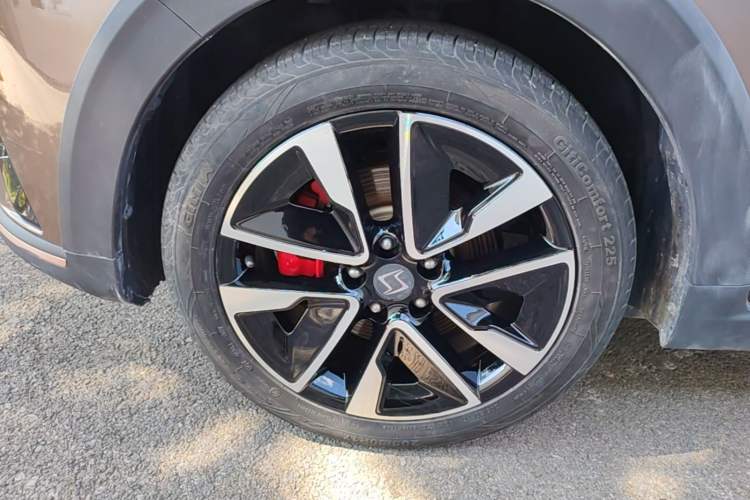 Used SOL E20X 2020 Extraordinary Edition Exterior 4