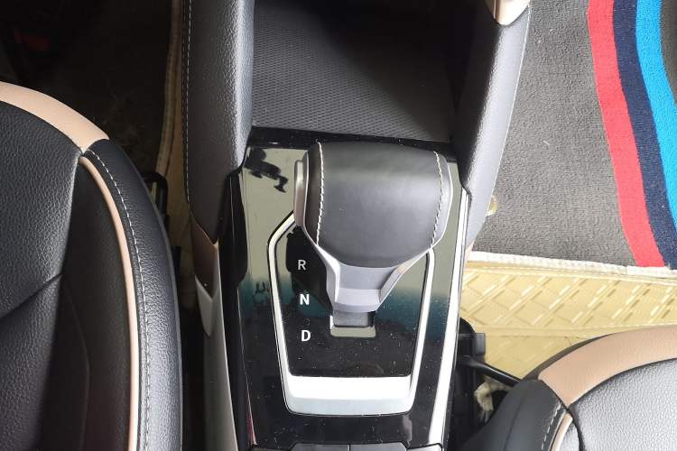Used SOL E20X 2020 Heartbeat Edition Gear Lever