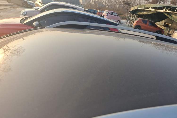 Used SOL E20X 2020 Extraordinary Edition Roof