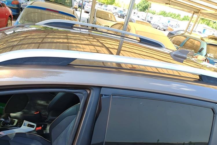 Used SOL E20X 2020 Extraordinary Edition Roof