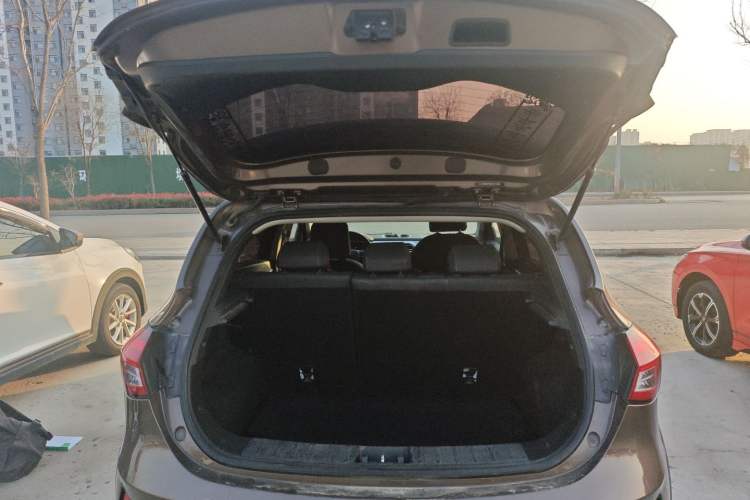 Used SOL E20X 2020 Extraordinary Edition Trunk