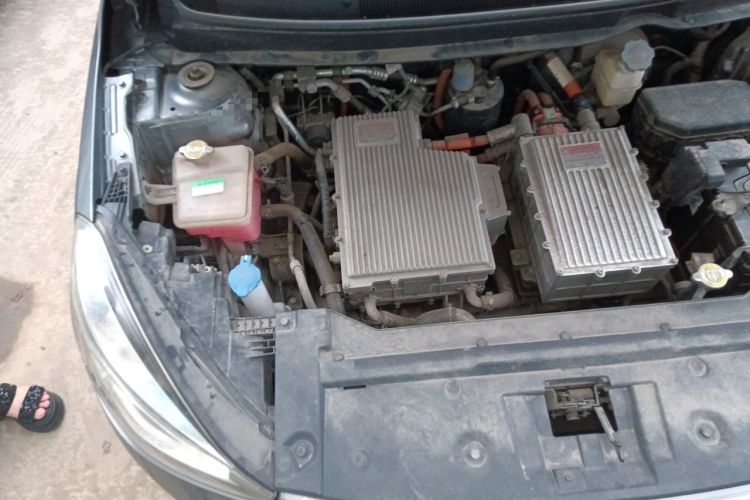 Used SOL E20X 2020 Heartbeat Edition Engine Bay Right