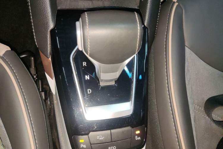 Used SOL E20X 2020 Extraordinary Edition Gear Lever