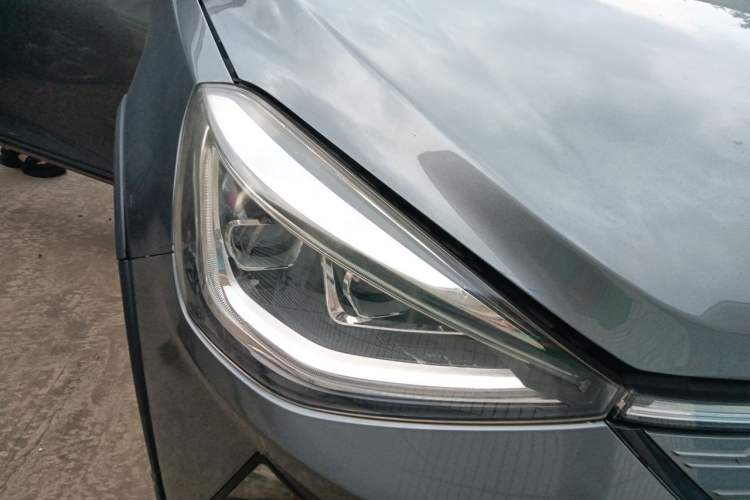 Used SOL E20X 2020 Heartbeat Edition Right Front Headlight