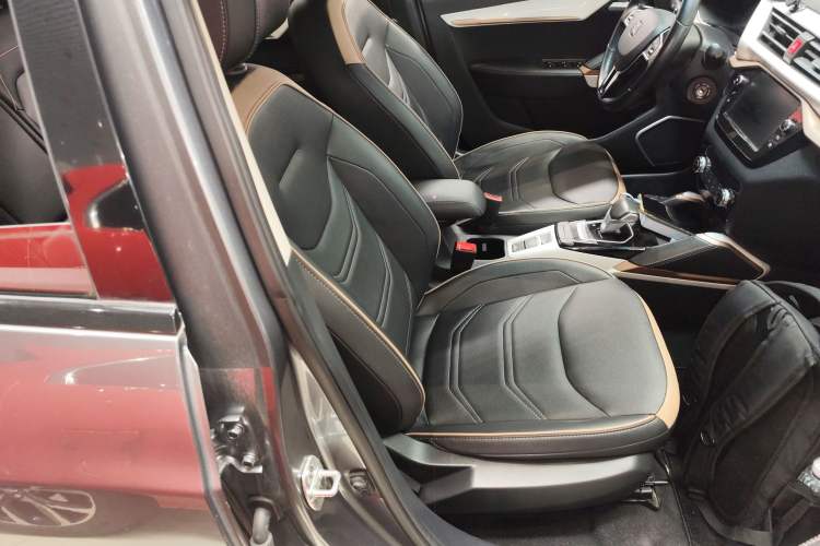 Used SOL E20X 2020 Heartbeat Edition Right Front Seat
