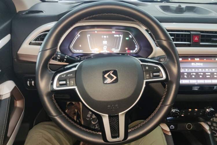 Used SOL E20X 2020 Extraordinary Edition Steering Wheel