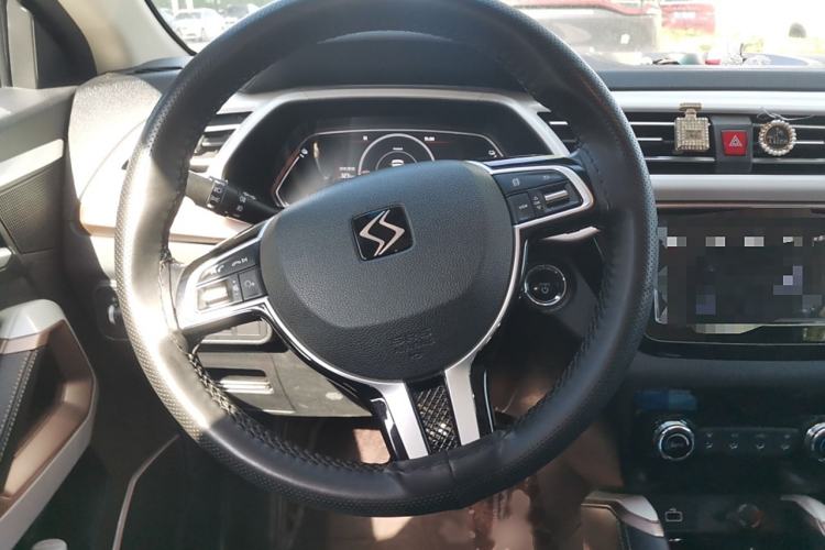 Used SOL E20X 2020 Extraordinary Edition Steering Wheel
