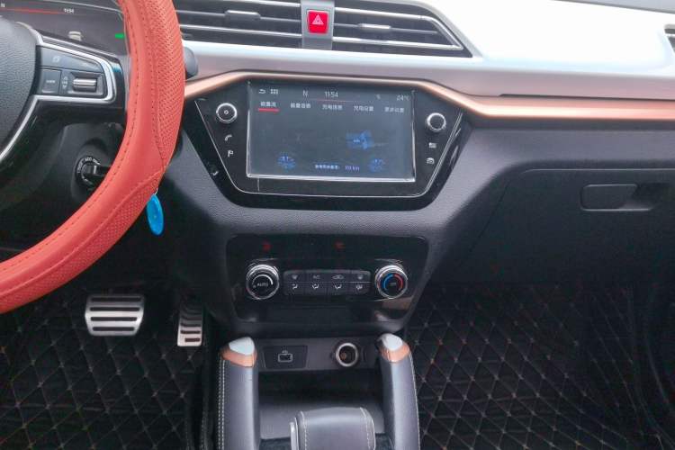 Used SOL E20X 2020 Heartbeat Edition Audio And AC Panel