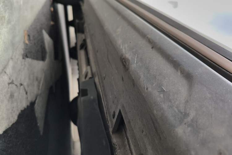 Used SOL E20X 2020 Extraordinary Edition Chassis Front Right