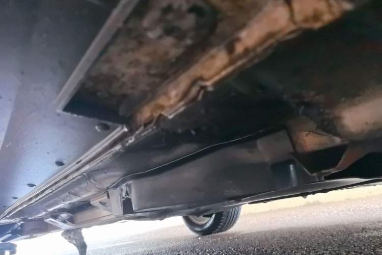Used SOL E20X 2020 Heartbeat Edition Chassis Front Right