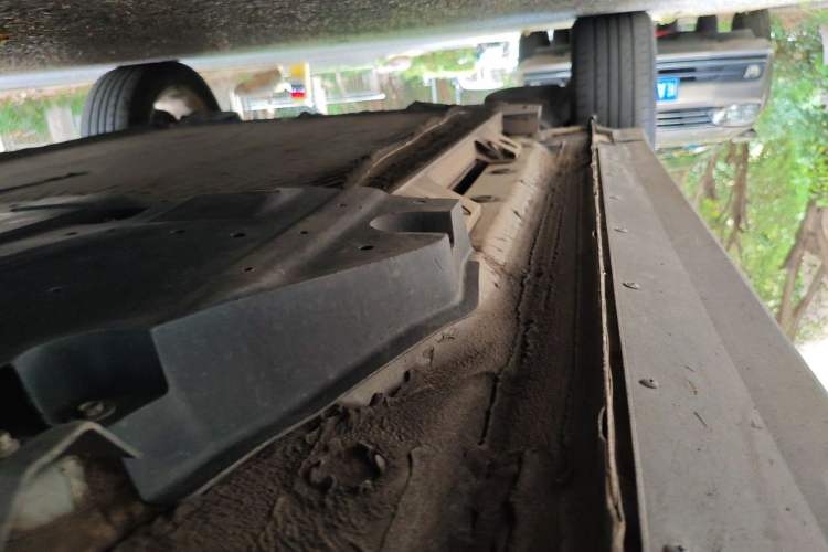 Used SOL E20X 2020 Heartbeat Edition Chassis Front Right