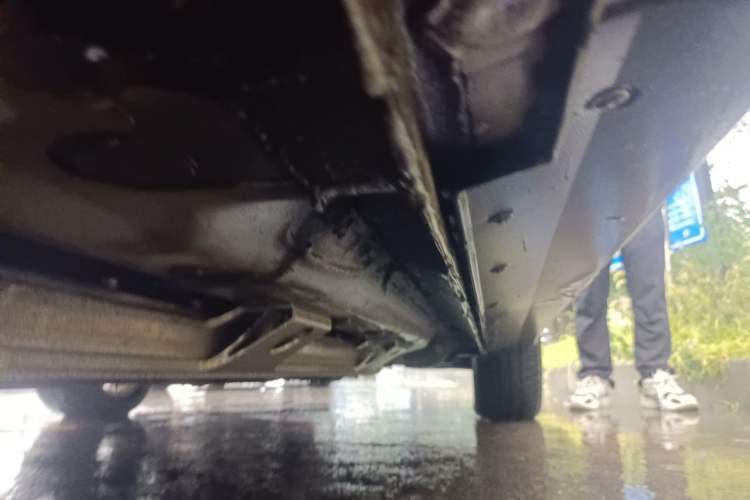 Used SOL E20X 2020 Heartbeat Edition Chassis Rear Right