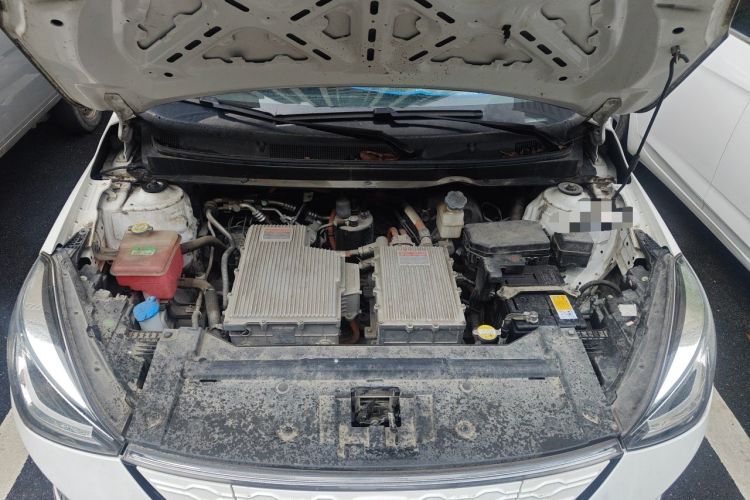 Used SOL E20X 2020 Extraordinary Edition Engine Bay