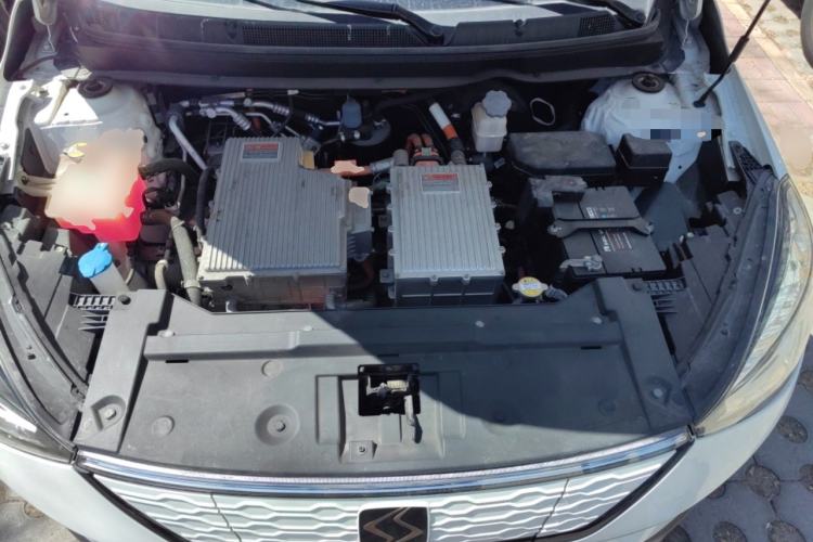 Used SOL E20X 2020 Extraordinary Edition Engine Bay