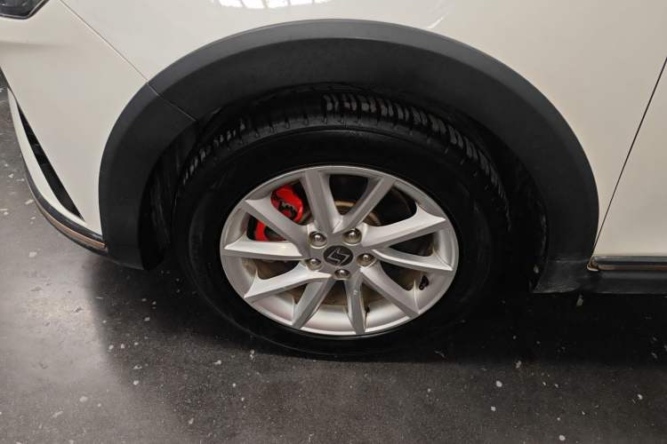 Used SOL E20X 2020 Heartbeat Edition Exterior 4