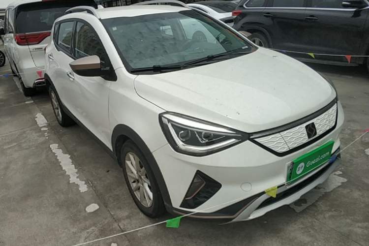 Used SOL E20X 2020 Heartbeat Edition Front Right 45 Deg