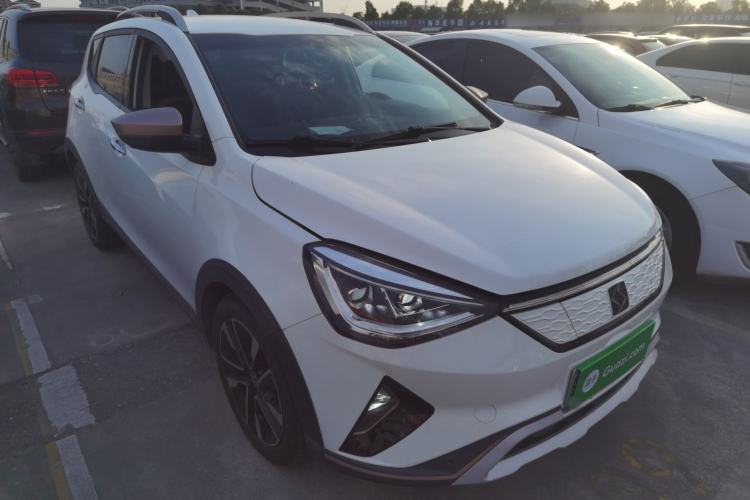 Used SOL E20X 2020 Extraordinary Edition Front Right 45 Deg