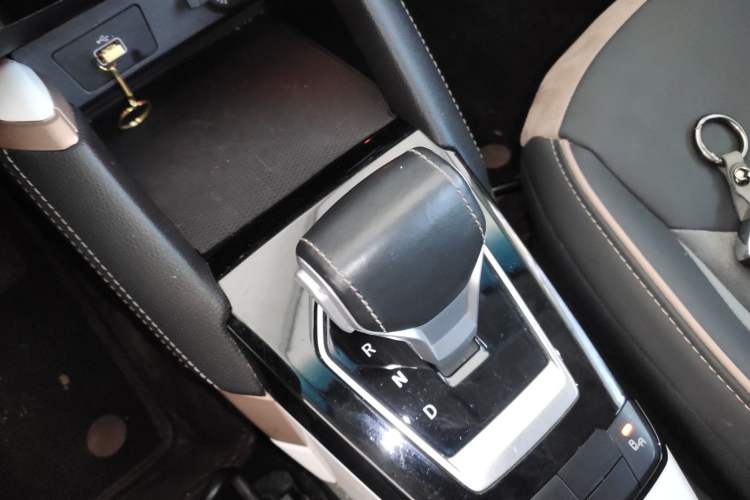 Used SOL E20X 2020 Extraordinary Edition Gear Lever