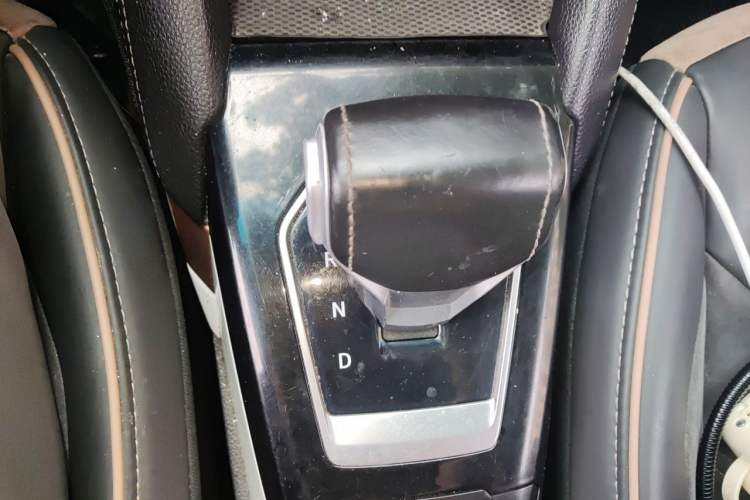 Used SOL E20X 2020 Extraordinary Edition Gear Lever