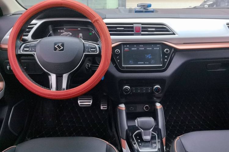 Used SOL E20X 2020 Heartbeat Edition Interior 2