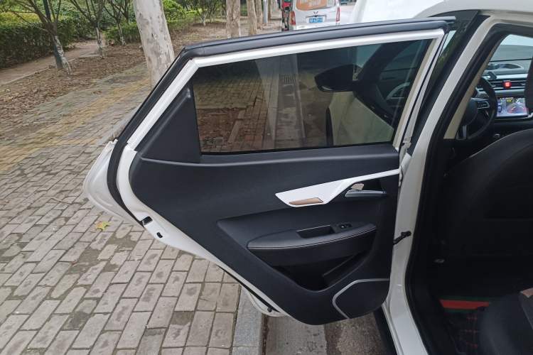 Used SOL E20X 2020 Extraordinary Edition Interior 8