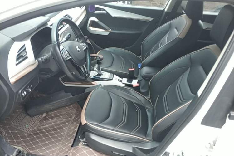Used SOL E20X 2020 Heartbeat Edition Left Front Seat