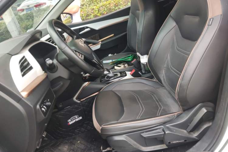 Used SOL E20X 2020 Extraordinary Edition Left Front Seat
