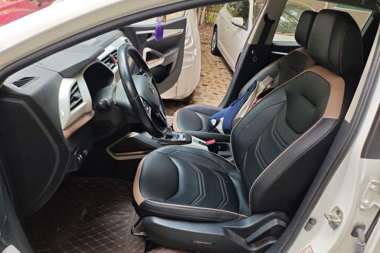 Used SOL E20X 2020 Heartbeat Edition Left Front Seat