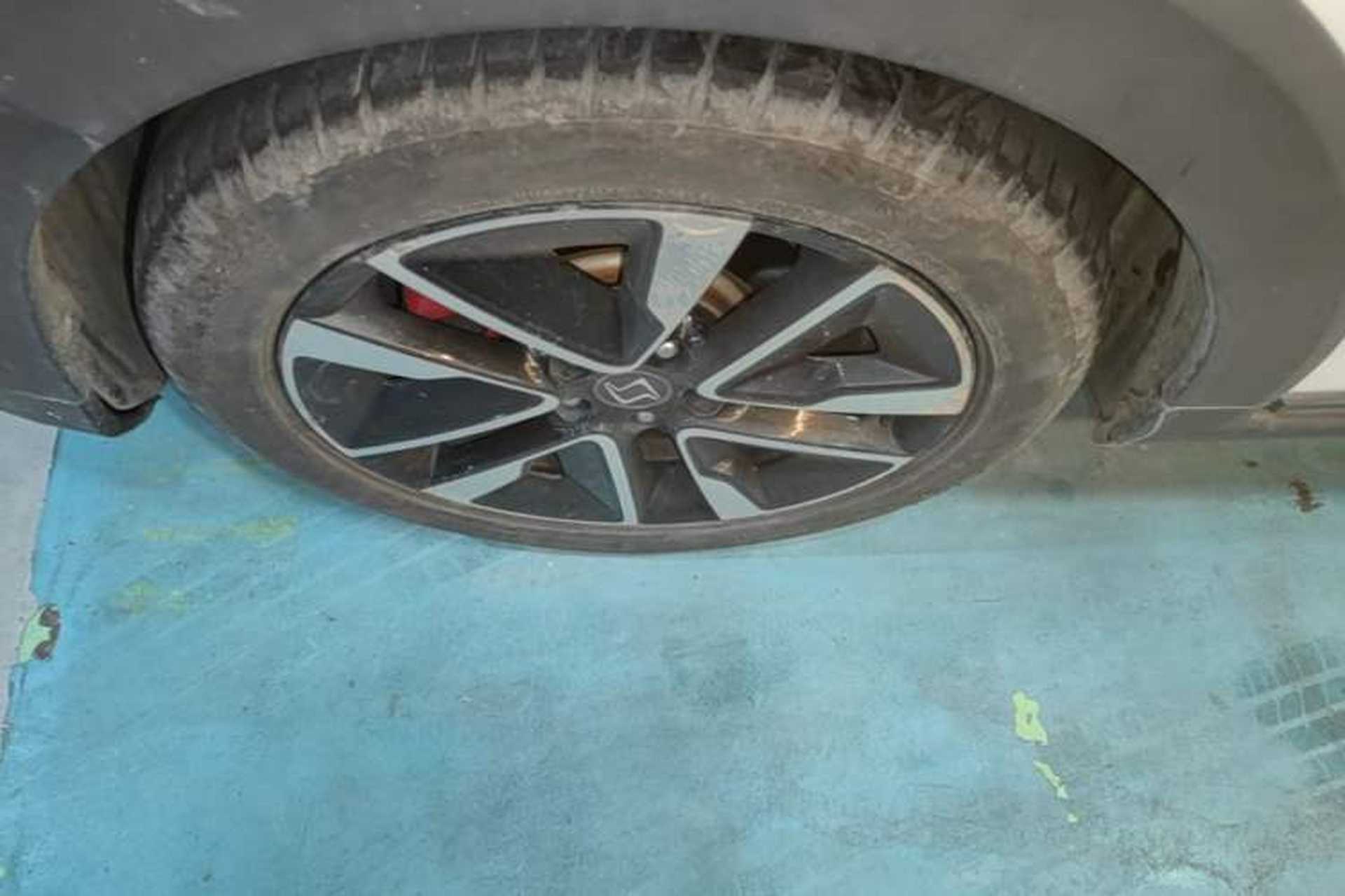 Used SOL E20X 2020 Extraordinary Edition Left Front Wheel Hub