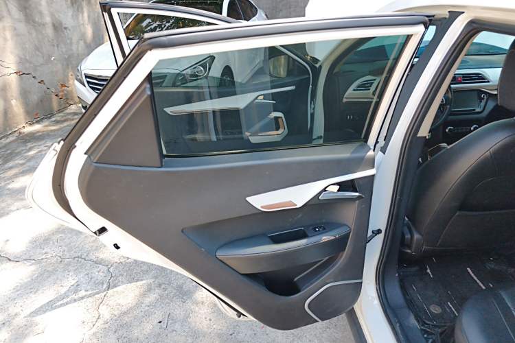 Used SOL E20X 2020 Heartbeat Edition Left Rear Door Interior