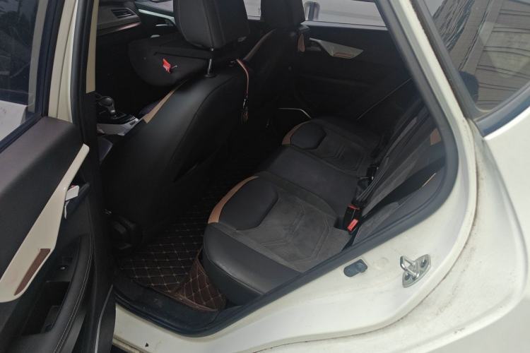 Used SOL E20X 2020 Extraordinary Edition Left Rear Seat