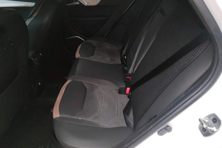 Used SOL E20X 2020 Extraordinary Edition Left Rear Seat