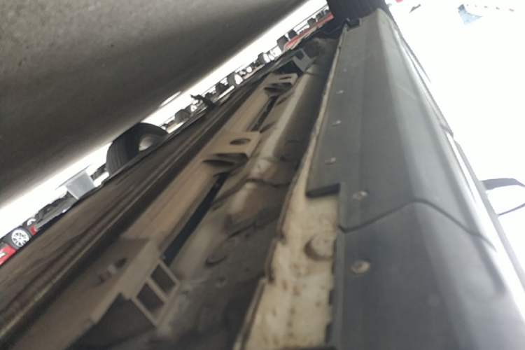 Used SOL E20X 2020 Heartbeat Edition Left Side Sill