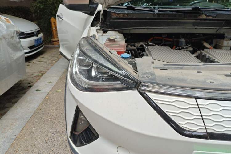 Used SOL E20X 2020 Heartbeat Edition Right Front Headlight