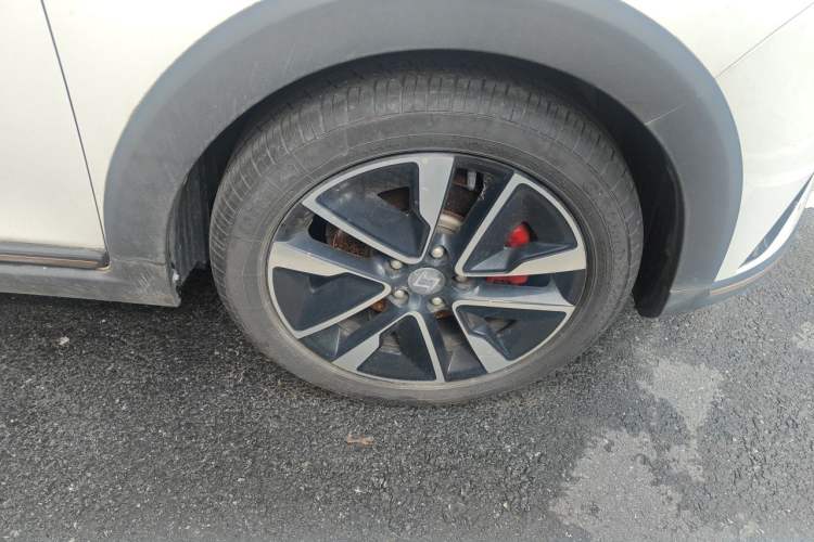 Used SOL E20X 2020 Extraordinary Edition Right Front Wheel Hub