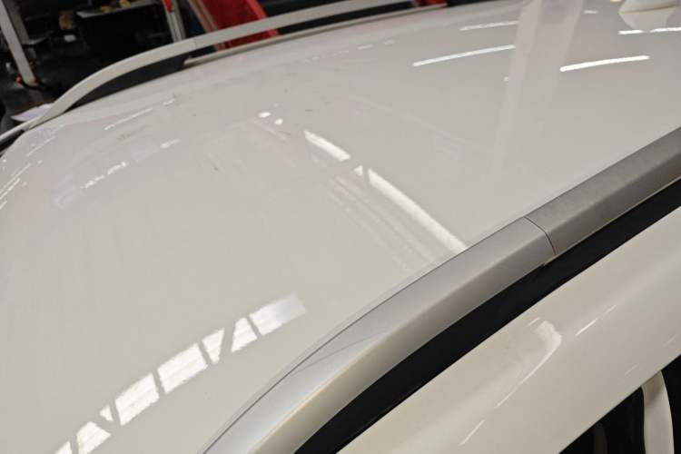 Used SOL E20X 2020 Heartbeat Edition Roof