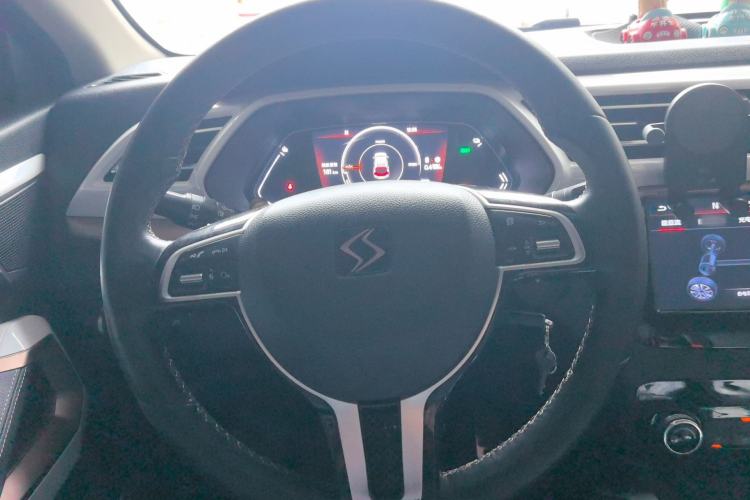 Used SOL E20X 2020 Heartbeat Edition Steering Wheel