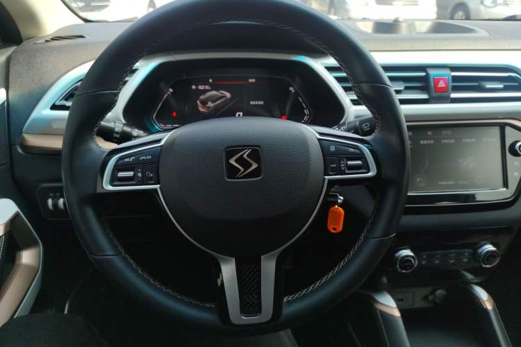 Used SOL E20X 2020 Heartbeat Edition Steering Wheel