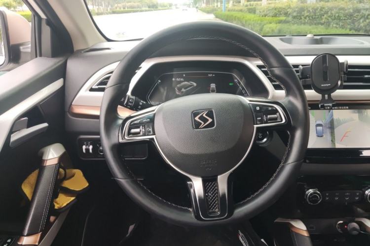 Used SOL E20X 2020 Extraordinary Edition Steering Wheel