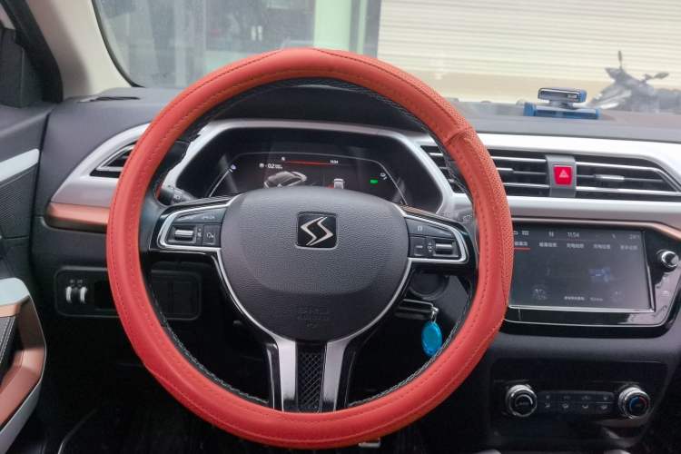Used SOL E20X 2020 Heartbeat Edition Steering Wheel
