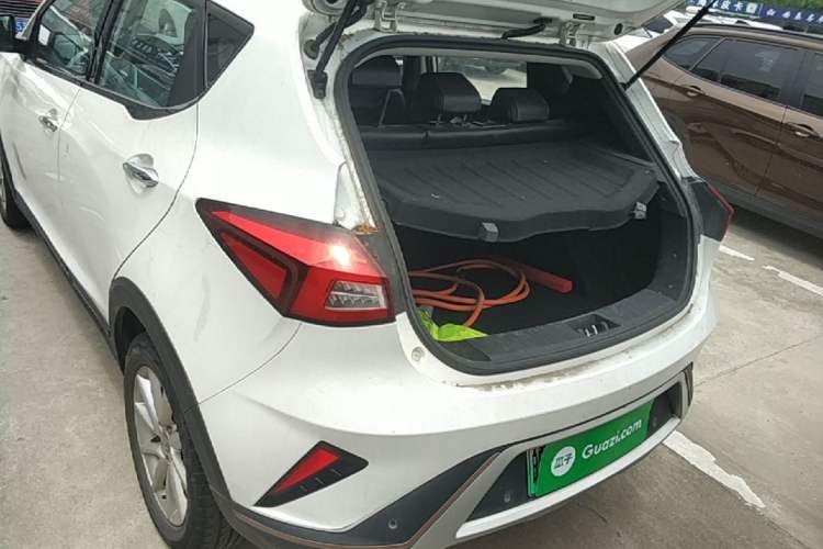 Used SOL E20X 2020 Heartbeat Edition Trunk